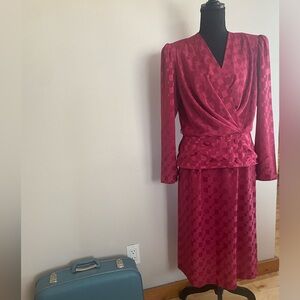 Chic Fuchsia Women's Skirt Set